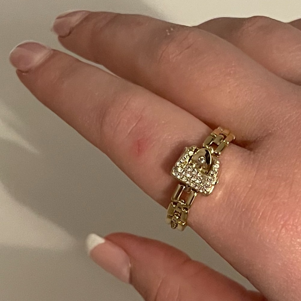 Unique ring - Picture 8 of 12